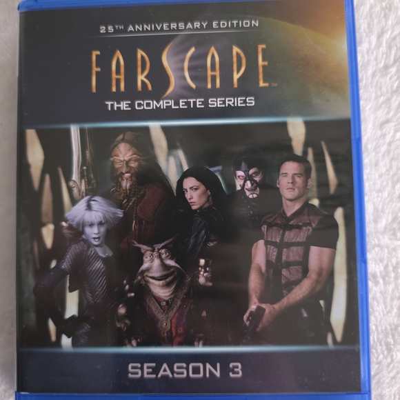 Farscape The Complete Series DVD Set - 25 Anniversary Edition - Picture 6 of 13